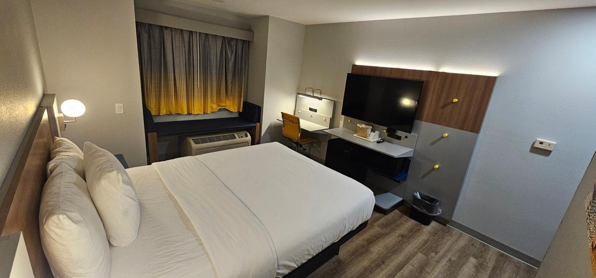 Microtel Inn & Suites By Wyndham Tulsa - Catoosa Route 66 Esterno foto