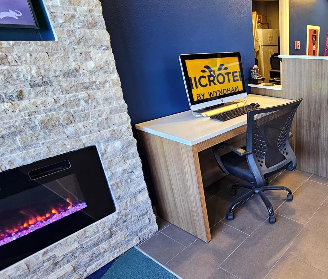 Microtel Inn & Suites By Wyndham Tulsa - Catoosa Route 66 Esterno foto