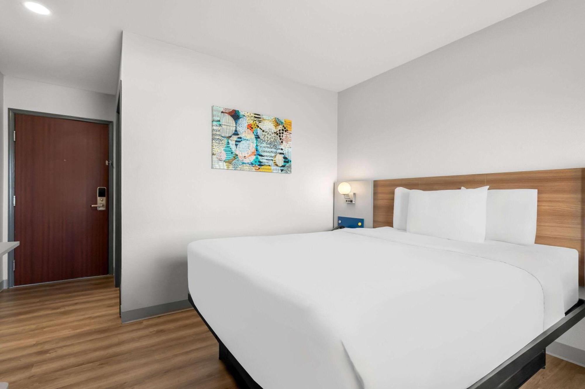 Microtel Inn & Suites By Wyndham Tulsa - Catoosa Route 66 Esterno foto