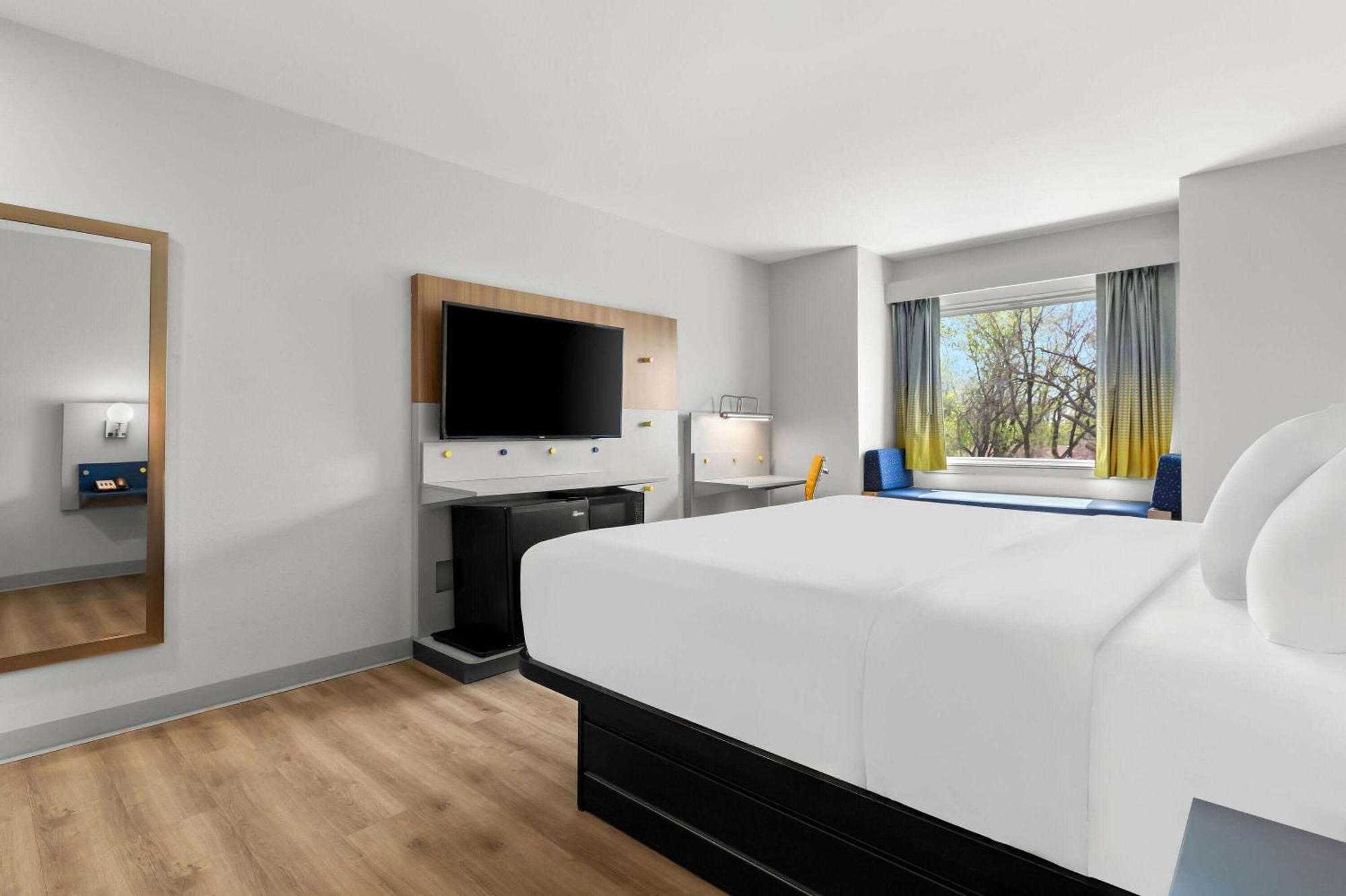 Microtel Inn & Suites By Wyndham Tulsa - Catoosa Route 66 Esterno foto