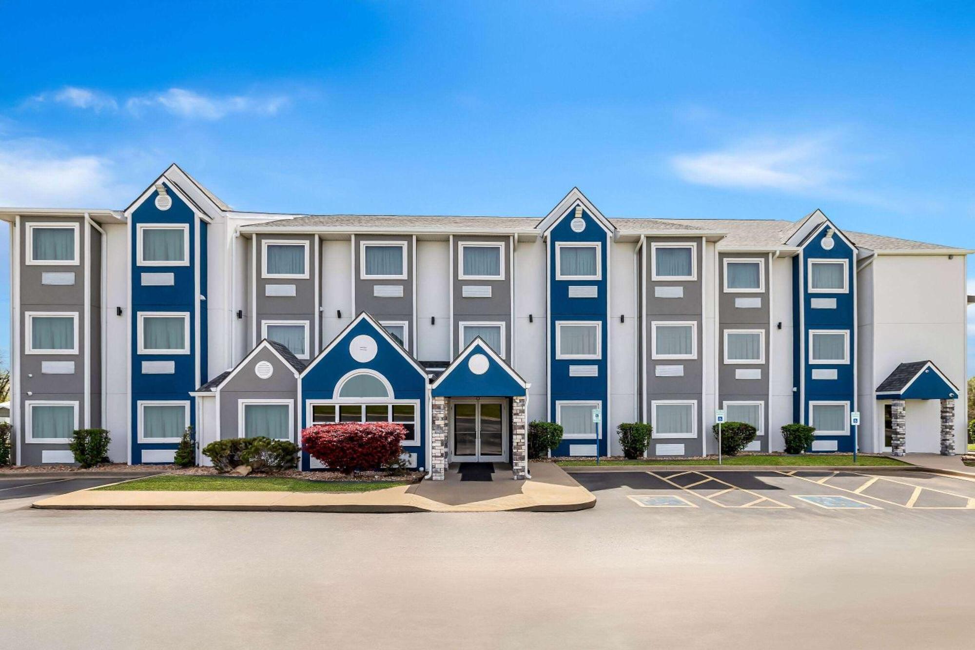 Microtel Inn & Suites By Wyndham Tulsa - Catoosa Route 66 Esterno foto